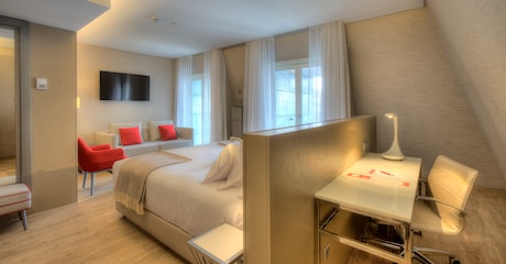 Room Family room with view